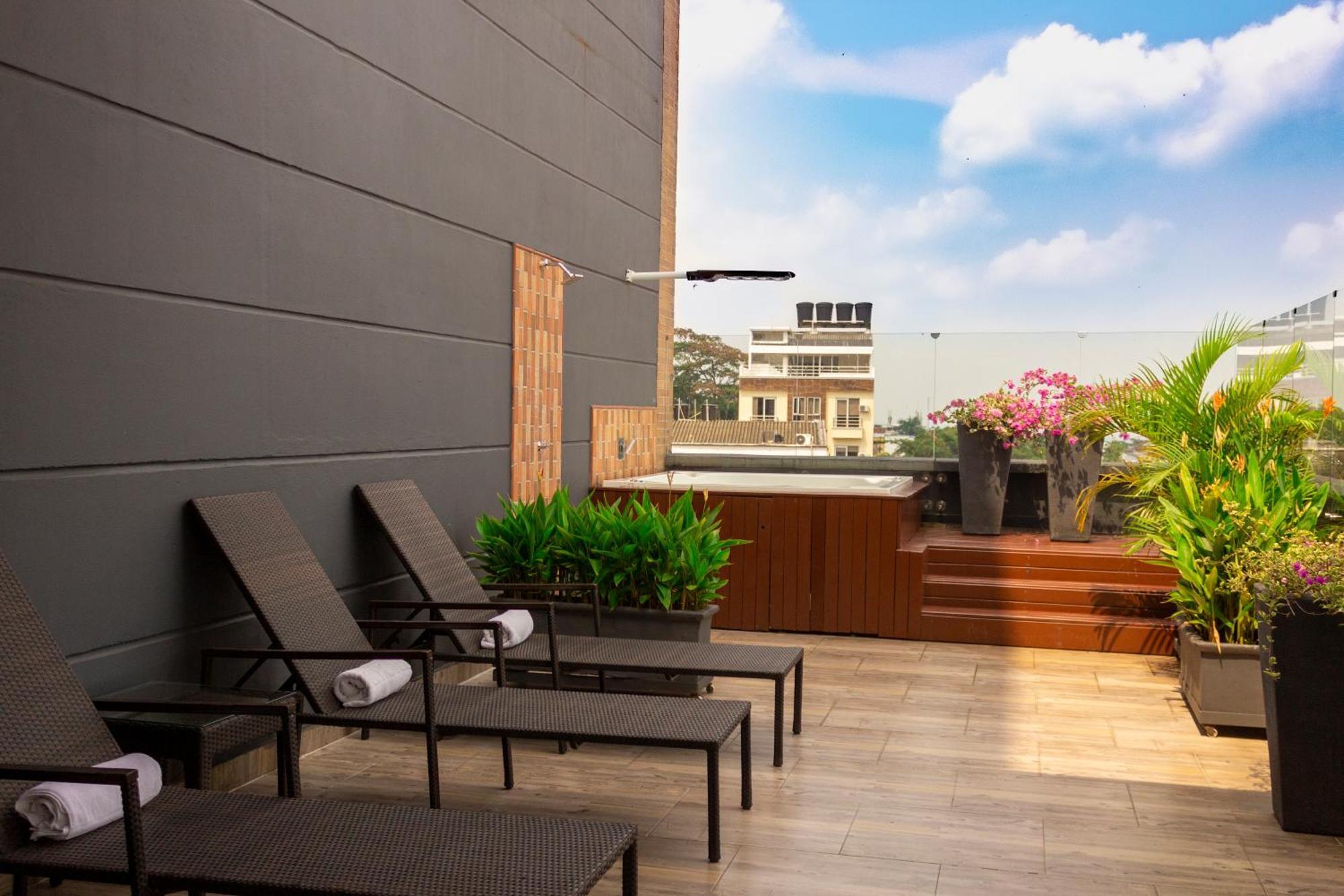 Vvc Hotel'S Villavicencio Exterior photo
